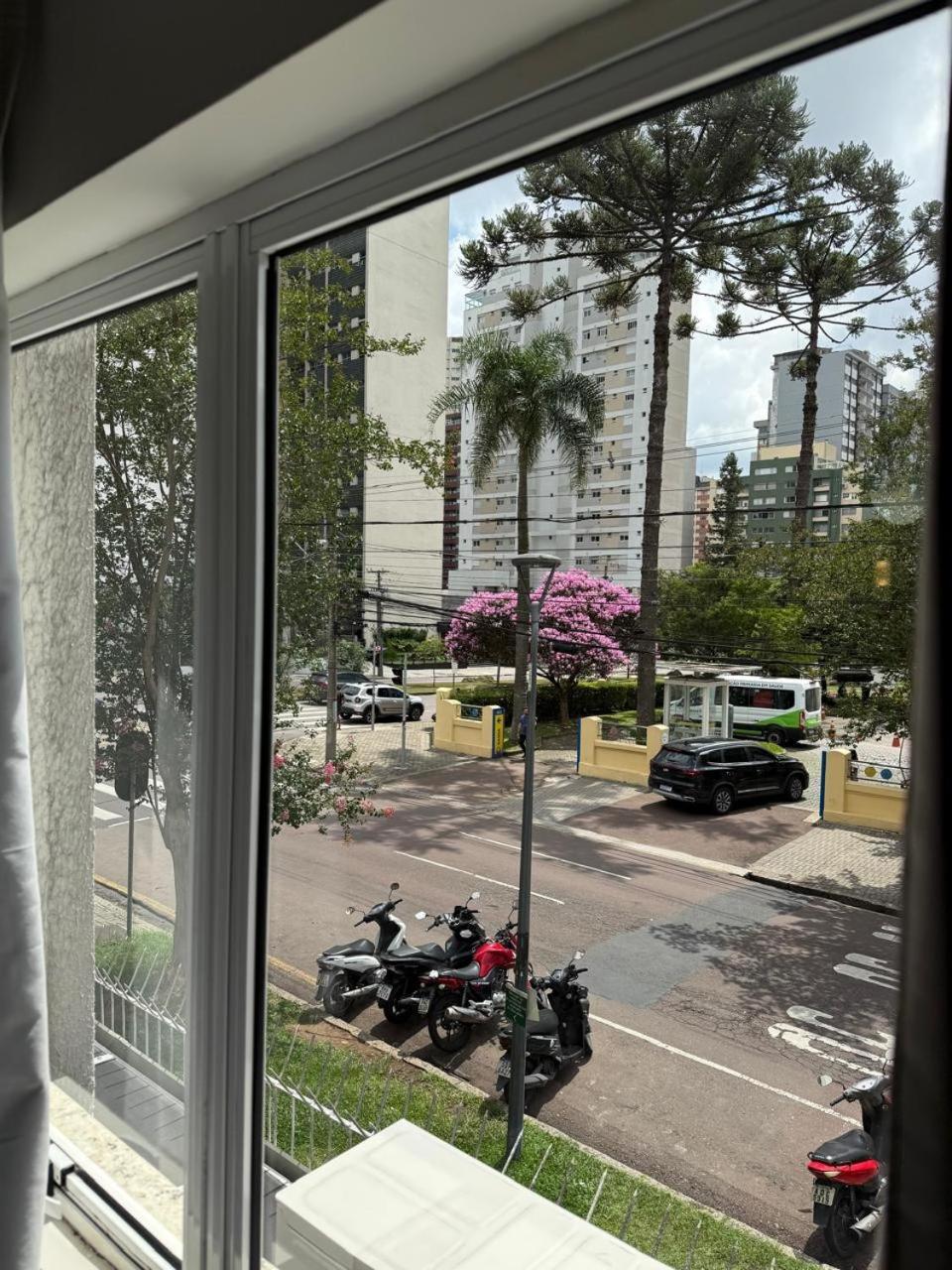 Esquina Batel - Hotel Economico Curitiba Exterior photo